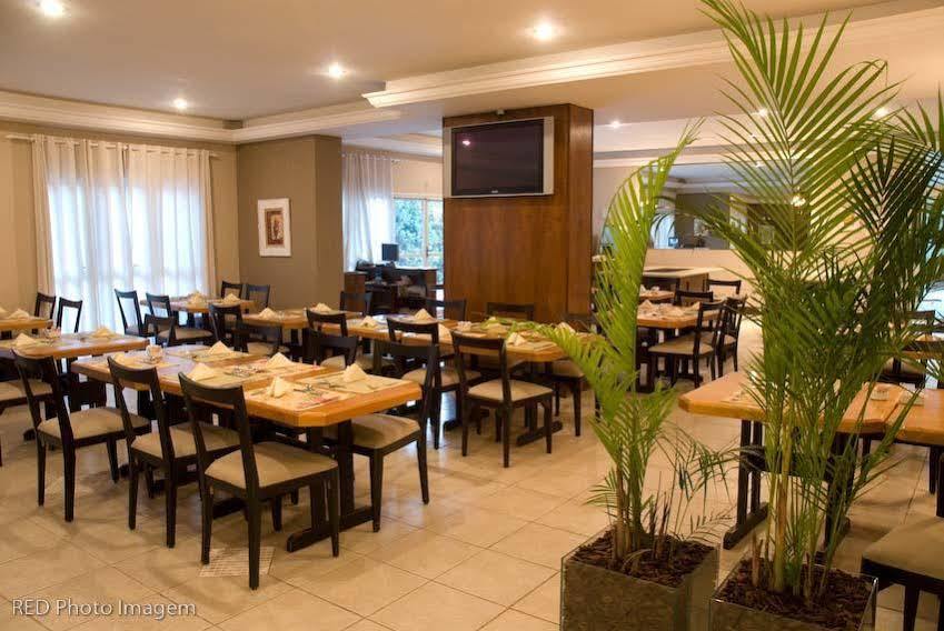 阿尔法城红杉hb酒店 巴路里 外观 照片